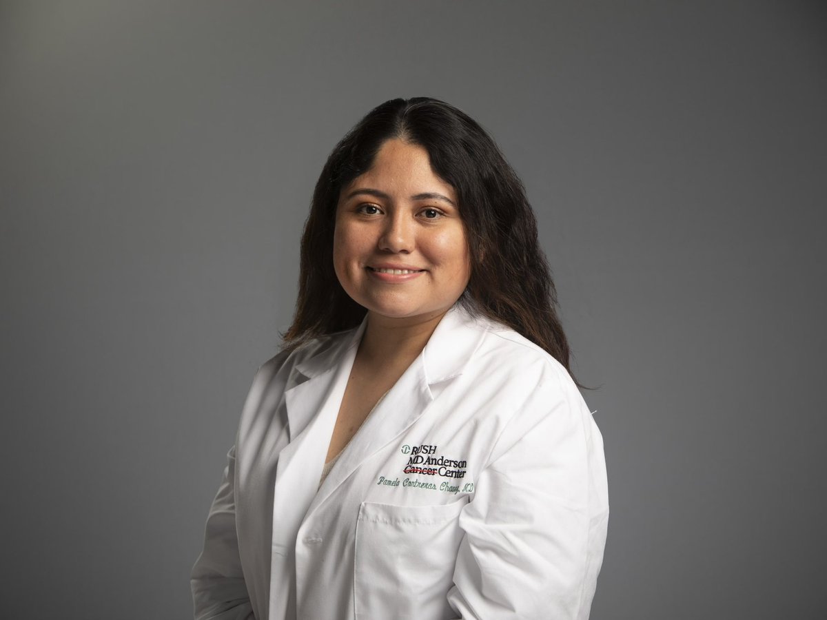 PamChMD's tweet image. Hi
Peruvian Hematologist @RushCancer
Yes dreams can come true ❤️
Y si hablo español obvio!!!!!!
😁🙏🏻
&lt;6% is not enough! #LatinasinHematology
@NHMAmd @AAPPHealth @StoriesImg @LatinxOncology
#HispanicHeritageMonth
