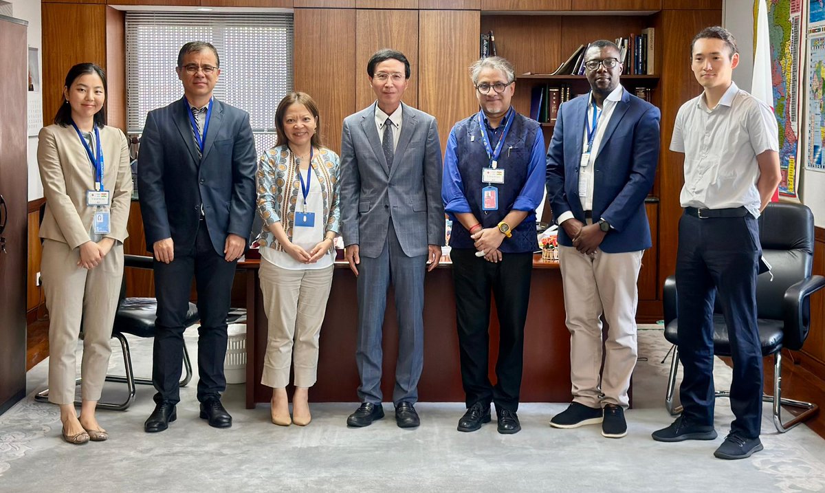 Niloy Banerjee (@banniloy) on Twitter photo Thanks to <a href="/japan/">japan</a> for their steadfast partnership with <a href="/UNDP/">UN Development</a> towards sustainable devt.
Great meeting with the Japan Ambassador to #Ghana, H.E. MOCHIZUKI Hisanobu, to strengthen <a href="/UNDPGhana/">UNDP Ghana</a>'s partnership with <a href="/JapanGov/">The Gov't of Japan</a> in advancing quality health & promoting peace for #SDGs. Thanks to <a href="/japan/">japan</a> for their steadfast partnership with <a href="/UNDP/">UN Development</a> towards sustainable devt.
Great meeting with the Japan Ambassador to #Ghana, H.E. MOCHIZUKI Hisanobu, to strengthen <a href="/UNDPGhana/">UNDP Ghana</a>'s partnership with <a href="/JapanGov/">The Gov't of Japan</a> in advancing quality health & promoting peace for #SDGs.