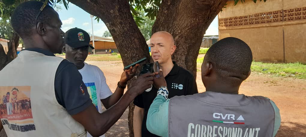 f_galtieri's tweet photo. De retour dans la region de #Kankan pour le suivi de nos programmes auprès des acteurs au #dernierkilometre. Merci aux autorités et à la société civile de #Kintinian et #Franwalia pour l’#engagement en faveur des #filles dans l’abandon de toute violence 🇬🇳🤝🇺🇳
#DroitsEtChoix https://t.co/zATh0Y4Xsd
