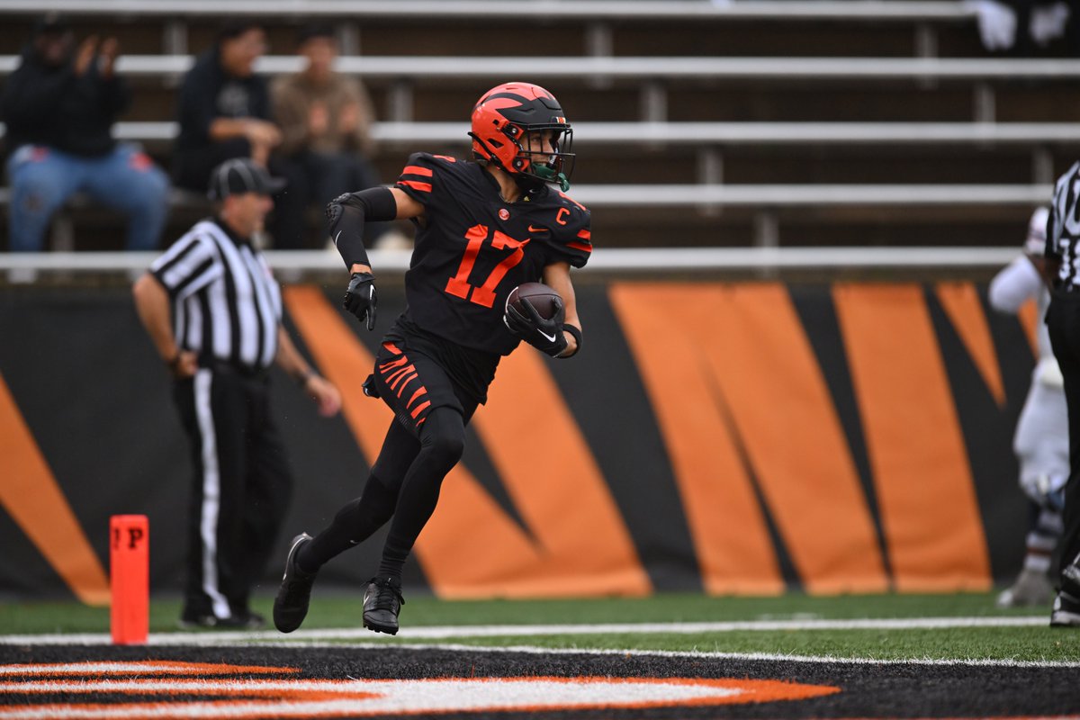 Princeton Football (@princetonftbl) on Twitter photo "The recruited athlete-turned-wideout-turned-cornerback-turned-safety has consistently put in the effort to be the best option possible, wherever his team needed him most."
Swiss Army Knife: <a href="/mason_tylerrr/">Mason Armstead</a>
shorturl.at/7C2XF
#JUICE 🍊🥤 "The recruited athlete-turned-wideout-turned-cornerback-turned-safety has consistently put in the effort to be the best option possible, wherever his team needed him most."
Swiss Army Knife: <a href="/mason_tylerrr/">Mason Armstead</a>
shorturl.at/7C2XF
#JUICE 🍊🥤