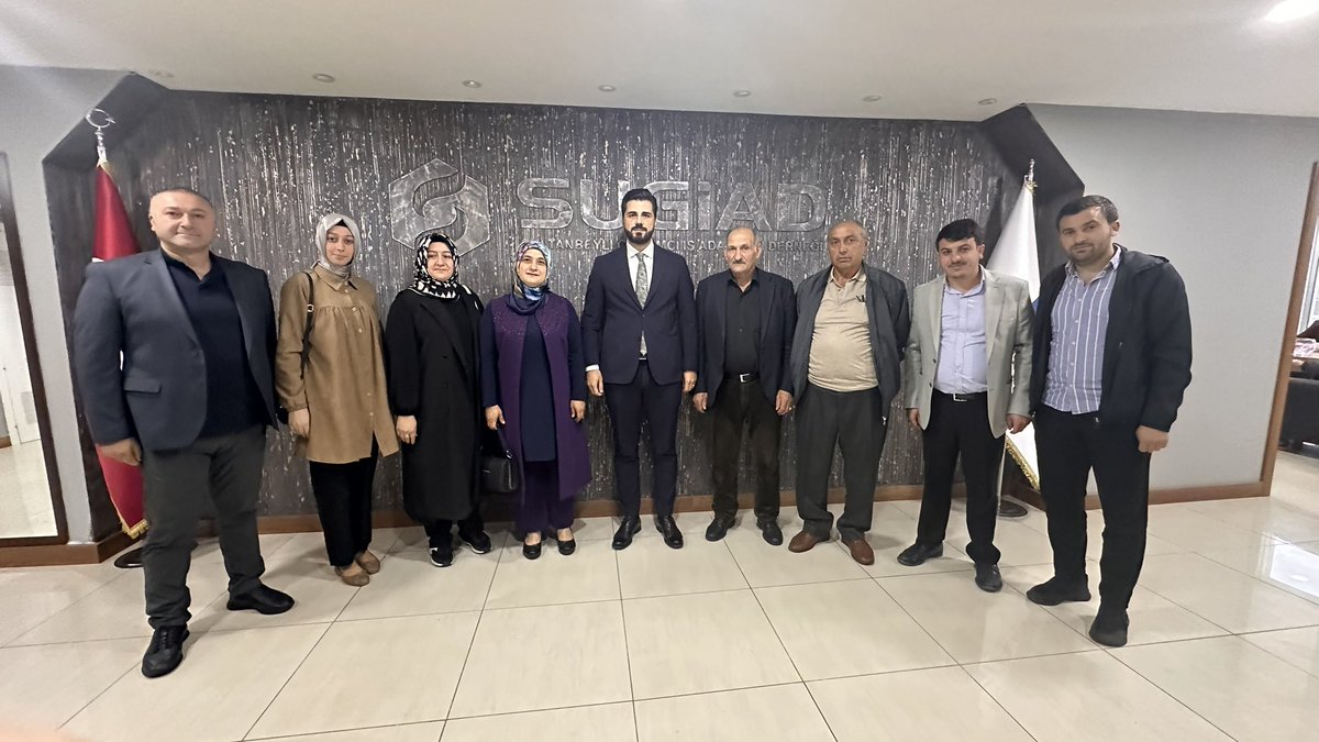 Sultanbeyli Mecidiye Mahallesi Muhtarı Hatice Türkeri’ye ziyaretlerinden dolayı teşekkür eder çalışmalarında başarılar dileriz.