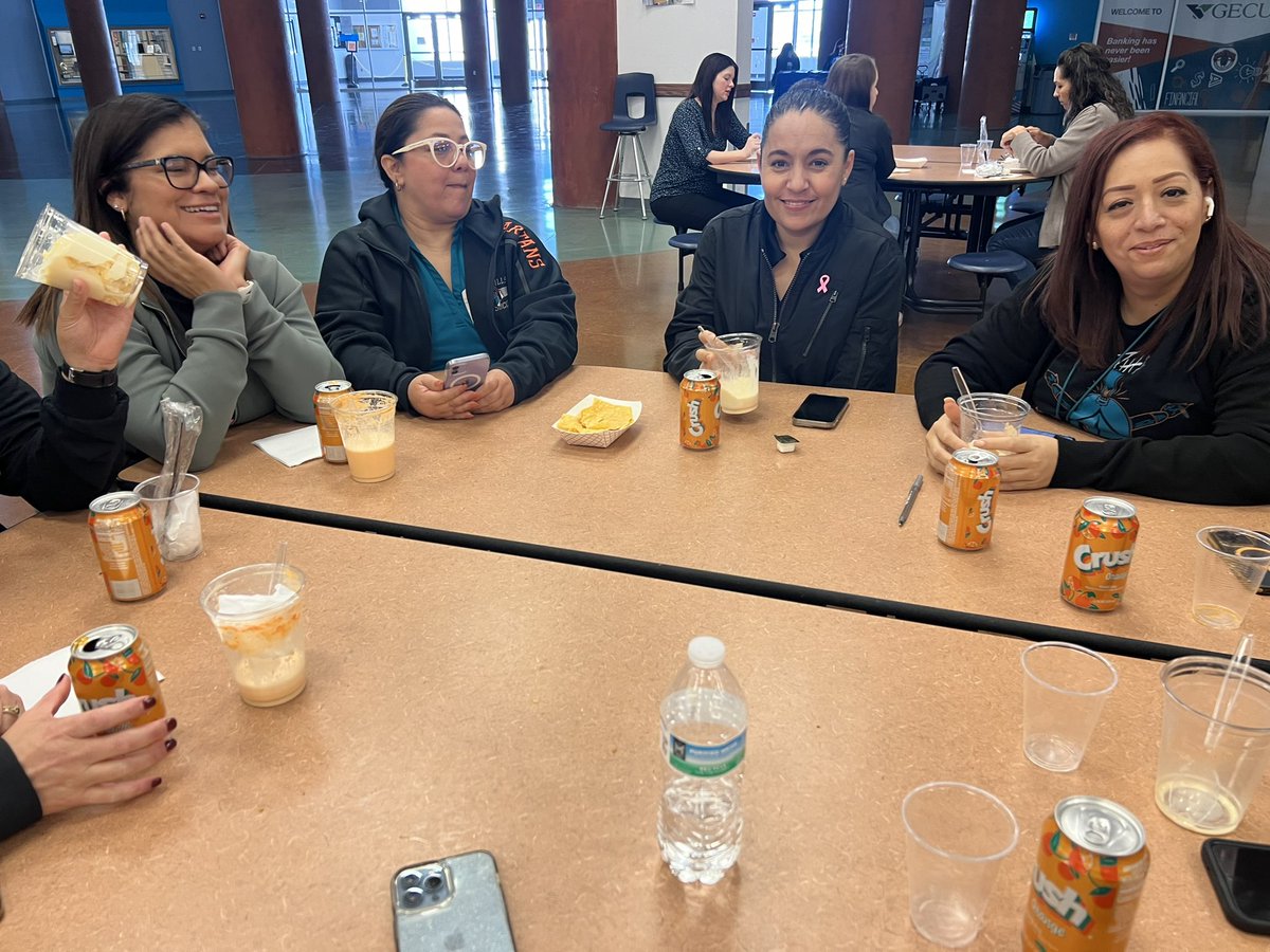 LoriGomez_PHHS's tweet image. ORANGE you glad you took attendance on time?? Our Awesome Spartan teachers were treated to an 🧡orange ice cream float🧡 for  “crushing” attendance numbers the first six weeks of school 👏🏼 Thank you for always keeping our students engaged 💪🏼 #AllInForAttendance #RISE…