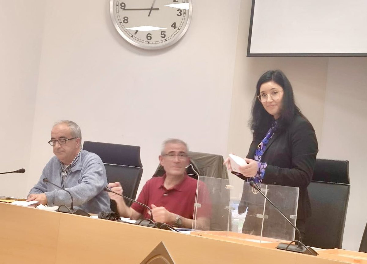 Hoy he sido elegida Directora del Departamento de Derecho del Trabajo y Trabajo Social de la #UCLM. Muy agradecida a todos los miembros del Departamento por su gran apoyo y confianza.