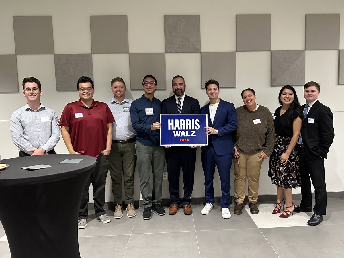 Sacramento County Young Democrats (@sacyoungdems) on Twitter photo SCYD was proud to be a sponsor for the Tower Bridge Awards! Thank you to <a href="/sacdems/">Sacramento Democrats</a> for an incredible night celebrating the work of local leaders and organizations, including some fellow Young Dems! đź’™ SCYD was proud to be a sponsor for the Tower Bridge Awards! Thank you to <a href="/sacdems/">Sacramento Democrats</a> for an incredible night celebrating the work of local leaders and organizations, including some fellow Young Dems! đź’™
