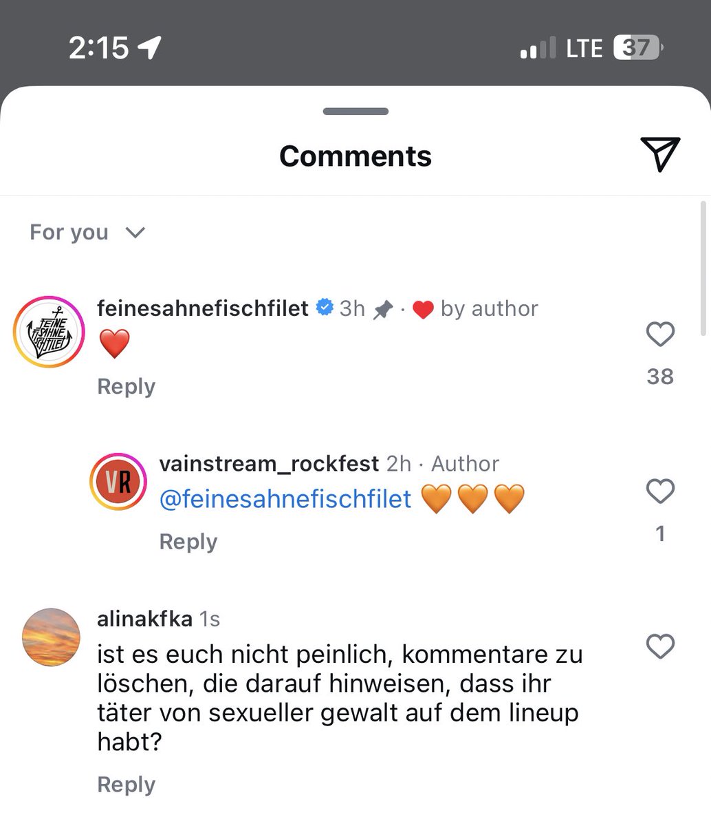 alinakfka's tweet photo. falls ihr zum vainstream gehen wollt, vielleicht solltet ihr euch das nochmal überlegen, weil ein safe space für frauen wird es auf jeden fall nicht sein, wenn jeder kommentar gelöscht wird, der auf ihr problematisches lineup hinweist :-) https://t.co/ZRQim5fvS3