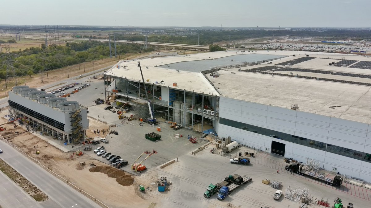 A beautiful and windy day at Giga Texas with huge numbers of vehicles being transported to the Taylor railyard! #Tesla #GigaTexas #Cybertruck