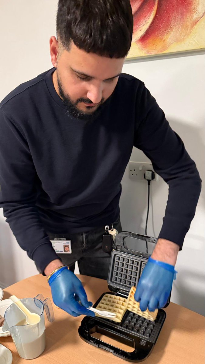 Back by special request in the community meeting.. Waffle Wednesdays with Wohit 🧇🧇🧇🧇 <a href="/HIOWH_NHSFT/">Hampshire and IOW Healthcare NHS Foundation Trust</a>