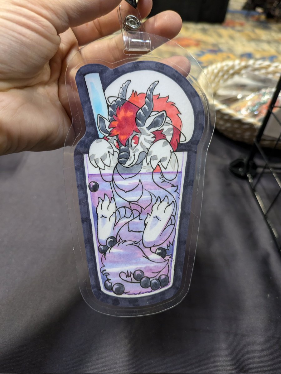 Wooperworks's tweet photo. (1/2) BLFC day one! Things were crazy yesterday so I had lots to do last night. I'm not complaining though!!
#BLFC #BLFC2024 #BLFC24 #furrycon #furcon #conbadges #furryart #furrycommission #traditionalart #wooperworks https://t.co/uGbOGoozmN