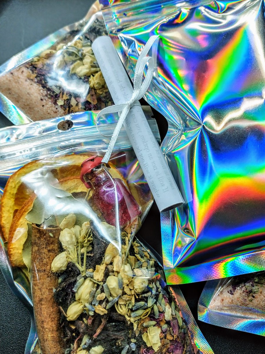 TCWitchBox's tweet photo. Love in the Air Simmer Pot mix with Shimmery Essential Oil Potion Bottle 

Simmer Pots are a great way to Cleanse, Purify, & Send Magickal Aromatic Vibes throughout your home 🏠💗

✨✨✨This is a Simmer Pot created for infusing love into your home 🏠💗✨✨✨
Ingredients:
⋆｡ Himalayan Pink Salt ~ Neutralize Negativity
⋆｡ Rose Petals
⋆｡ Jasmine
⋆｡ Lavender
⋆｡ Hibiscus
⋆｡ Ginger
⋆｡ Cinnamon Stix
⋆｡ Bay Leaves
⋆｡ Orange Slices 

2.5 ounces (give or take) 

✨✨✨Essential Oil Shimmering Potion Bottle contains mica, herbs, Rose Geranium EO & Sweet Orange EO for Loving, Protective, & Positive Energies ~ Also, Rose Quartz chips for extra Love & Self Love vibes ~ it is sealed with wax to prevent the bottle from opening or leaking. 

~ Fill a pot with water, remove the potion bottle from the bag, pour the bag into the pot and bring the water to a boil while stirring in a clockwise direction & visualizing Loving, Purification, & Cleansing energies permeating through your home. Once the water is boiling, turn it down to a simmer. If you wish to add a little more magick to the air, open the small potion bottle & pour the contents into the pot in a circular motion. This will turn your simmer pot into a shimmery magickal potion that looks and smells wonderful. It really amplifies the fun & magick that a simmer pot brings to your home.