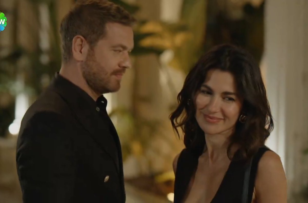 LiinaRicci's tweet photo. Ayçanın alfaligi 🔥🔥🔥 tam bir Queen 👑
#Sandıkkokusu #AyBor
#NesrinCavadzade #EnginÖztürk https://t.co/HHZYJmXGU5