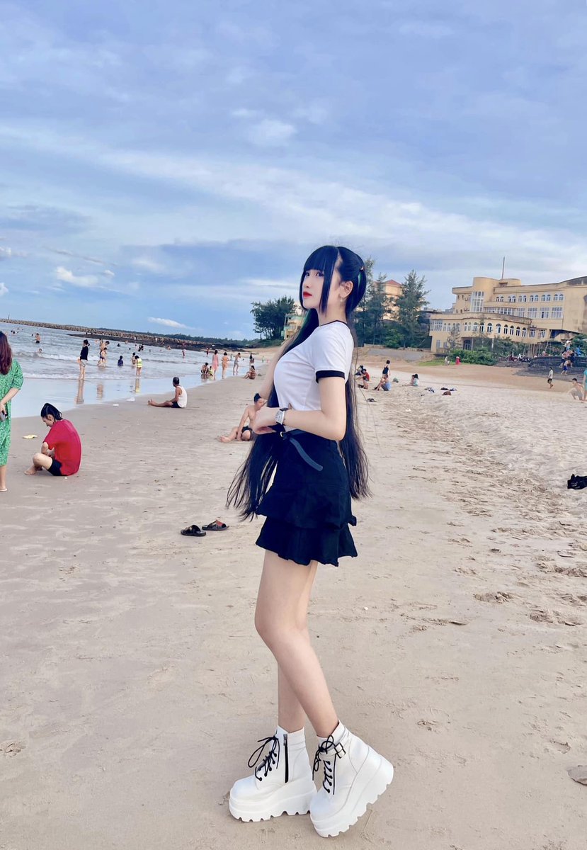 Shinybery's tweet image. Sacha Germy Chúc may mắn sẽ đồng hành cùng bạn trong những chuyến phiêu lưu. Có thể công việc khó khăn của bạn được khen thưởng dồi dào.Sacha Germy