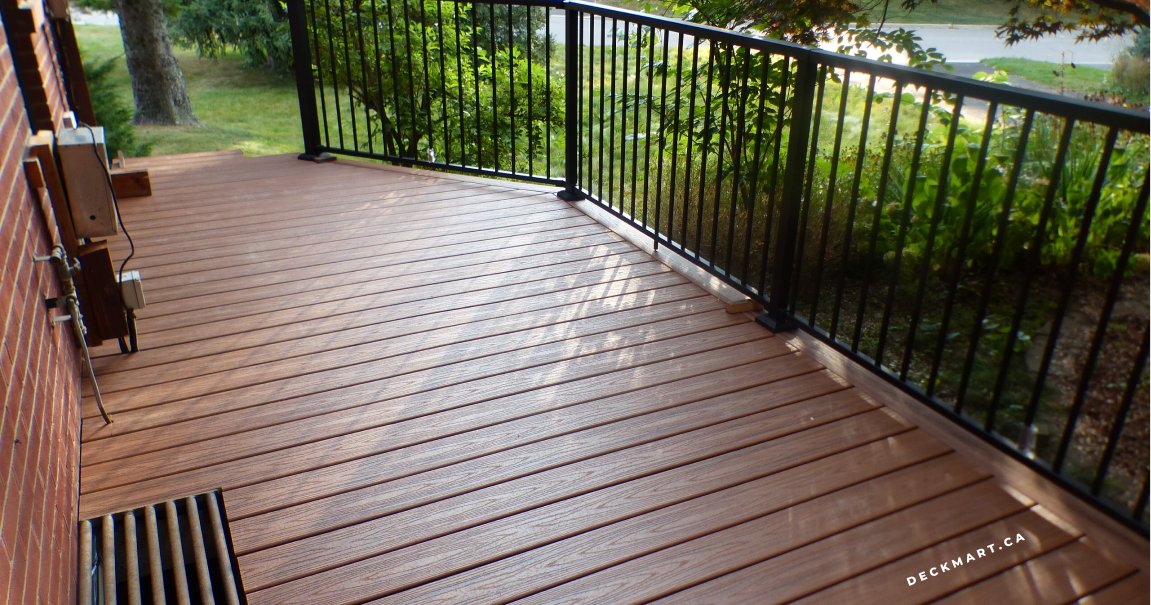 deckmart's tweet photo. DeckMart materials aren’t just for pros—homeowners can create stunning projects too!

Our staff guides you step by step, recommending the perfect products for your needs.

Like this homeowner's first-ever deck—in @Trex_Company  Tiki Torch! Job well done! https://t.co/ayWOGLUwC3