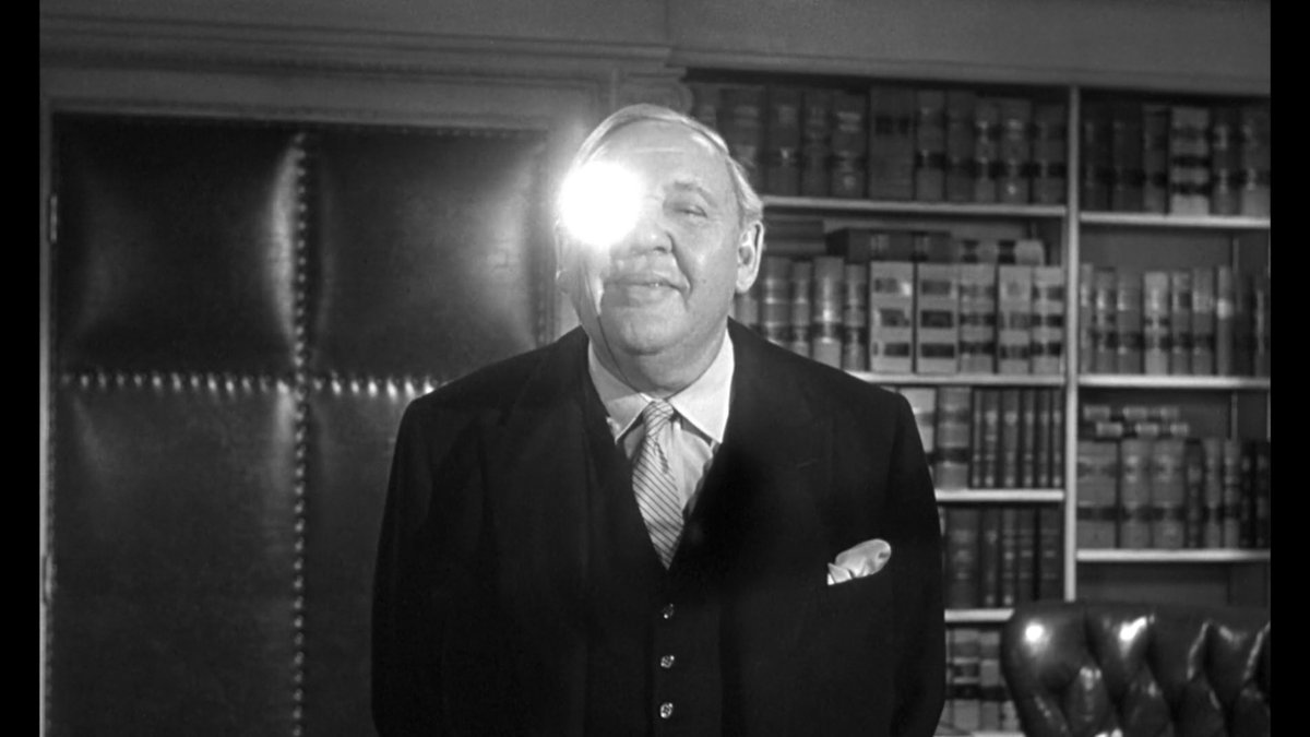 pablosalvadortm's tweet photo. 💡"Witness for the Prosecution" (Billy Wilder, 1957) 

💡"Laberinto de Pasiones" (Pedro Almodóvar, 1982) https://t.co/MRTdMP6M3O