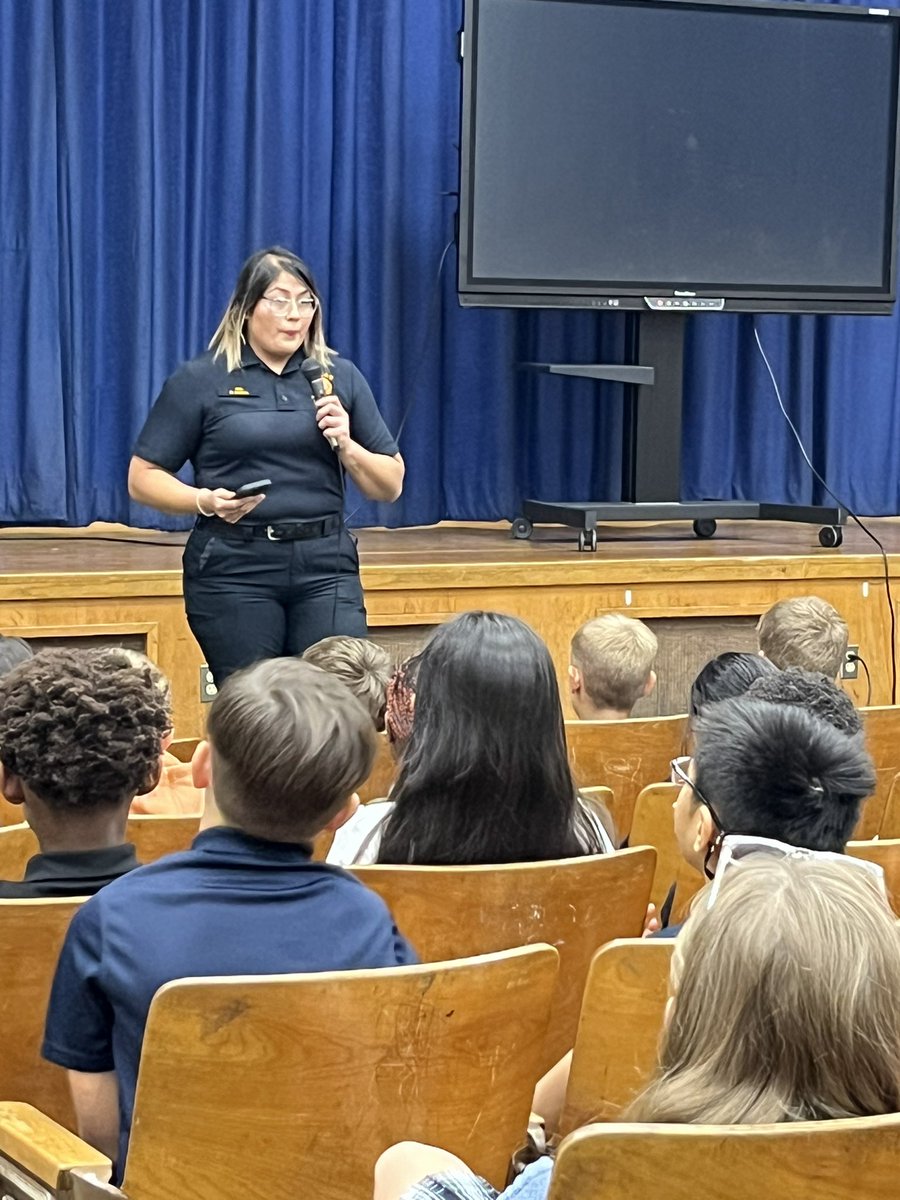 Alessandra Mercon tweet media