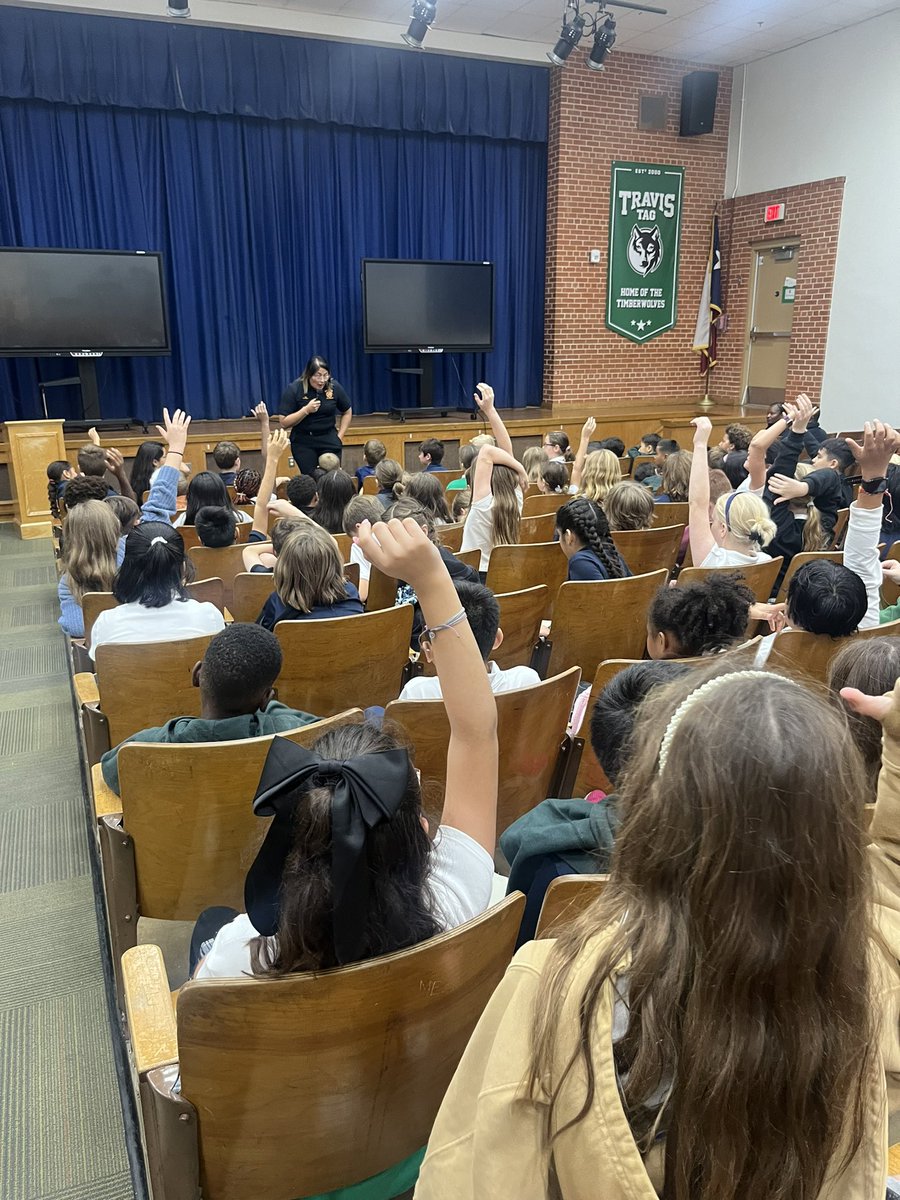 Alessandra Mercon tweet media