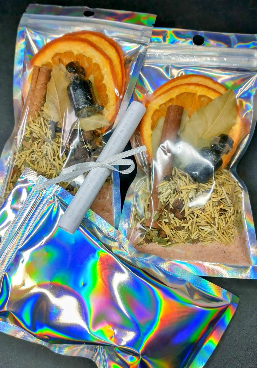 TCWitchBox's tweet photo. "I am Safe & Protected" Protection Simmer Pot mix with Shimmery Essential Oil Potion Bottle 

Simmer Pots are a great way to Cleanse, Purify, & Send Magickal Aromatic Vibes throughout your home 🏠💗

✨✨✨This is a Simmer Pot created for infusing Protection & Guarding energies into your home 🏠💗✨✨✨

Ingredients:
⋆｡ Himalayan Pink Salt ~ Neutralize Negativity
⋆｡ Allspice
⋆｡ Clove
⋆｡ Rosemary
⋆｡ Thyme
⋆｡ Mugwort
⋆｡ Cinnamon Stix
⋆｡ Bay Leaves
⋆｡ Comfrey 

2.5 ounces (give or take) 

✨✨✨Essential Oil Shimmering Potion Bottle contains mica, herbs, black salt, Rosemary EO & Cypress EO for Protective & Guarding Energies ~ Also, Carnelian chips for extra protective vibes ~ it is sealed with wax to prevent the bottle from opening or leaking. 

~ Fill a pot with water, remove the potion bottle from the bag, pour the bag into the pot and bring the water to a boil while stirring in a clockwise direction & visualizing Protection, Purification, & Cleansing energies permeating through your home. Once the water is boiling, turn it down to a simmer. If you wish to add a little more magick to the air, open the small potion bottle & pour the contents into the pot in a circular motion. This will turn your simmer pot into a shimmery magickal potion that looks and smells wonderful. It really amplifies the fun & magick that a simmer pot brings to your home.