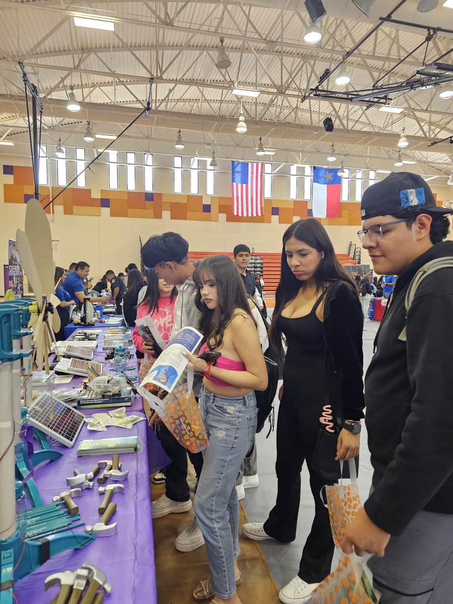 Veronica Gomez tweet media