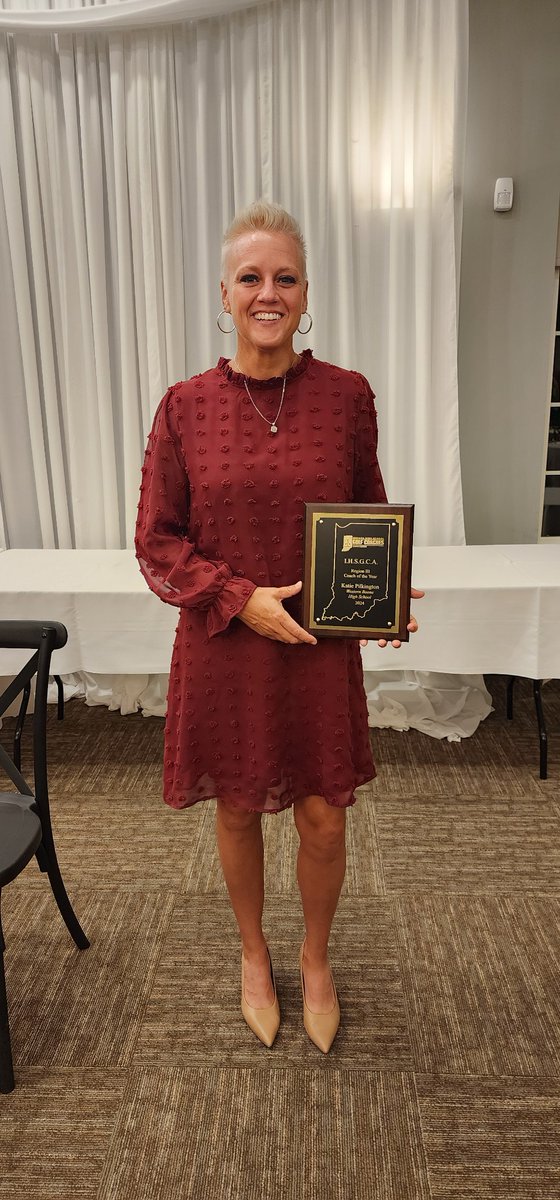 KatiePilk4's tweet photo. It was an absolute honor to be selected as the IHSGCA Region 3 Girls Golf Coach of the Year! Thank you to all the coaches that I have had to pleasure of coaching against and meeting through all the years! @WeboGirlsGolf https://t.co/labsbespYm