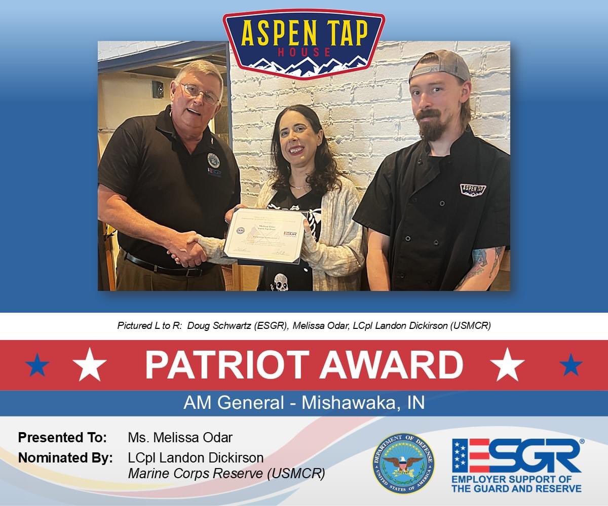 Mishawaka, IN: On 10.11.24, Doug Schwartz (Indiana ESGR), presented an #ESGR #PatriotAward to Melissa Odar of Aspen Tap House Mishawaka. Melissa was nominated by LCpl Landon Dickirson, who serves with the <a href="/marforres/">Marine Corps Reserve</a>. A very well-deserved recognition. Congratulations!