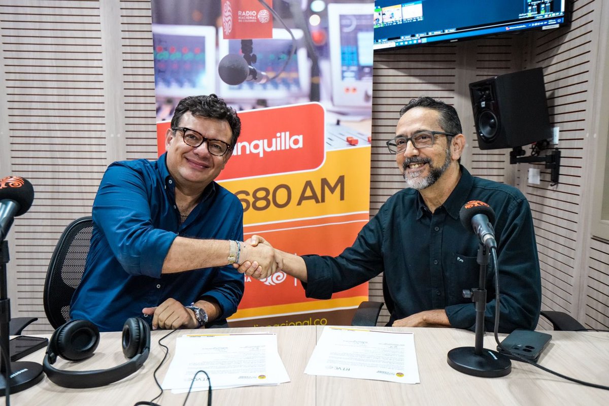 INRAVISIONco's tweet photo. ¡Somos caribe! 🤩☀️🌊

📡 RTVC, Sistema de Medios Públicos, firmó un acuerdo con la @uautonoma para llevar la agenda Caribe a todas las regiones del país.

“La idea es que el país esté dentro del Sistema de Medios Públicos”: @HOLLMANMORRIS https://t.co/KCSImIEA7U