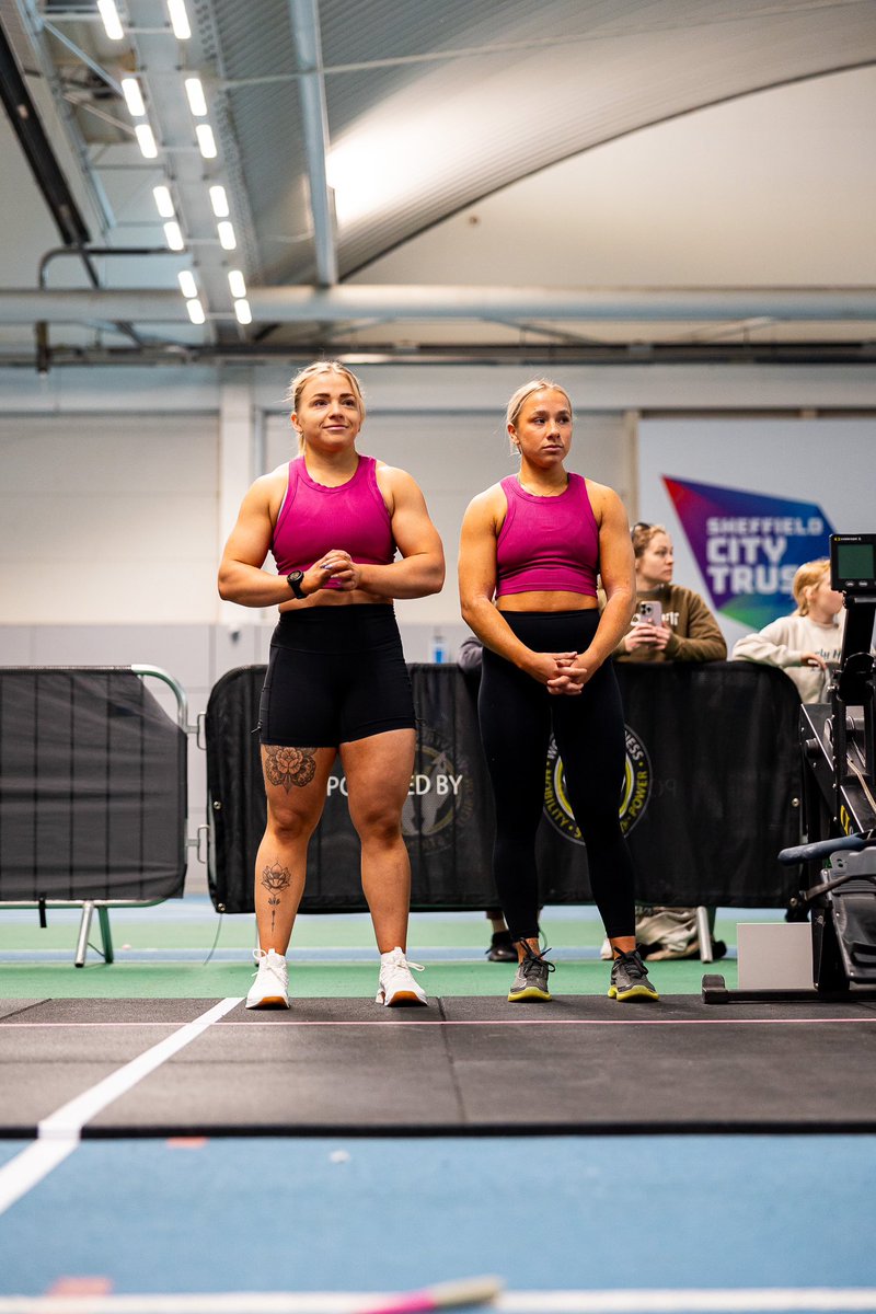 HannahKateG_'s tweet photo. Competing with my sister is the best 🩷

#competition #crossfit #fitness https://t.co/Sk3qW6pE2Q