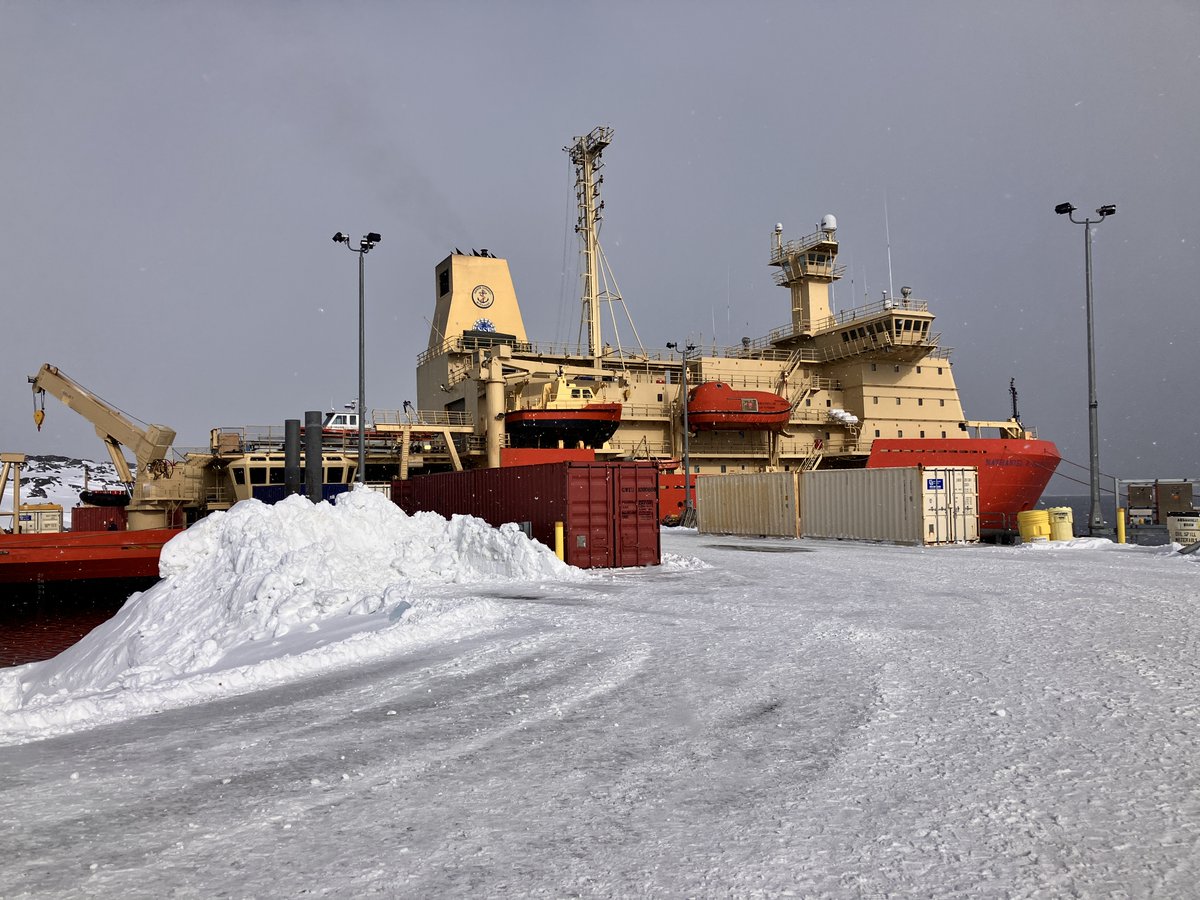 NikonInst's tweet photo. Every #Microscope needs some attention every now and then – especially in #Antarctica 🇦🇶 🔬 

Pics are from a service trip aboard an icebreaker off the Antarctic peninsula – where our SMZ1270 #Stereomicroscope weathers 50-foot seas, constant vibration, saltwater, and more! https://t.co/Qlj00Cr11t