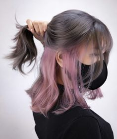Toby_Rat_176's tweet photo. I just dyed my hair like this, but instead of purple its black,, so brown on the top layer and black (midnight blue actually) on the bottom layer 😼😼 https://t.co/6MzqsiwwJ0