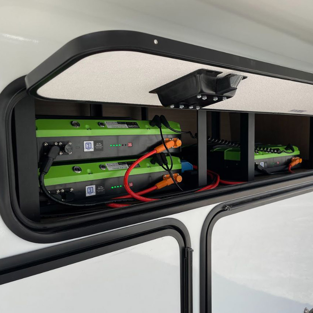 expion360's tweet photo. If you’ve done your research, you know energy storage systems are an investment. 💰

Proper lifecycle management is the best way to protect your investment and contribute to a greener future. https://t.co/4PwbbbhxdM

#E360 #LifecycleManagement #EnergyStorageSystems https://t.co/kphKdKwA1k