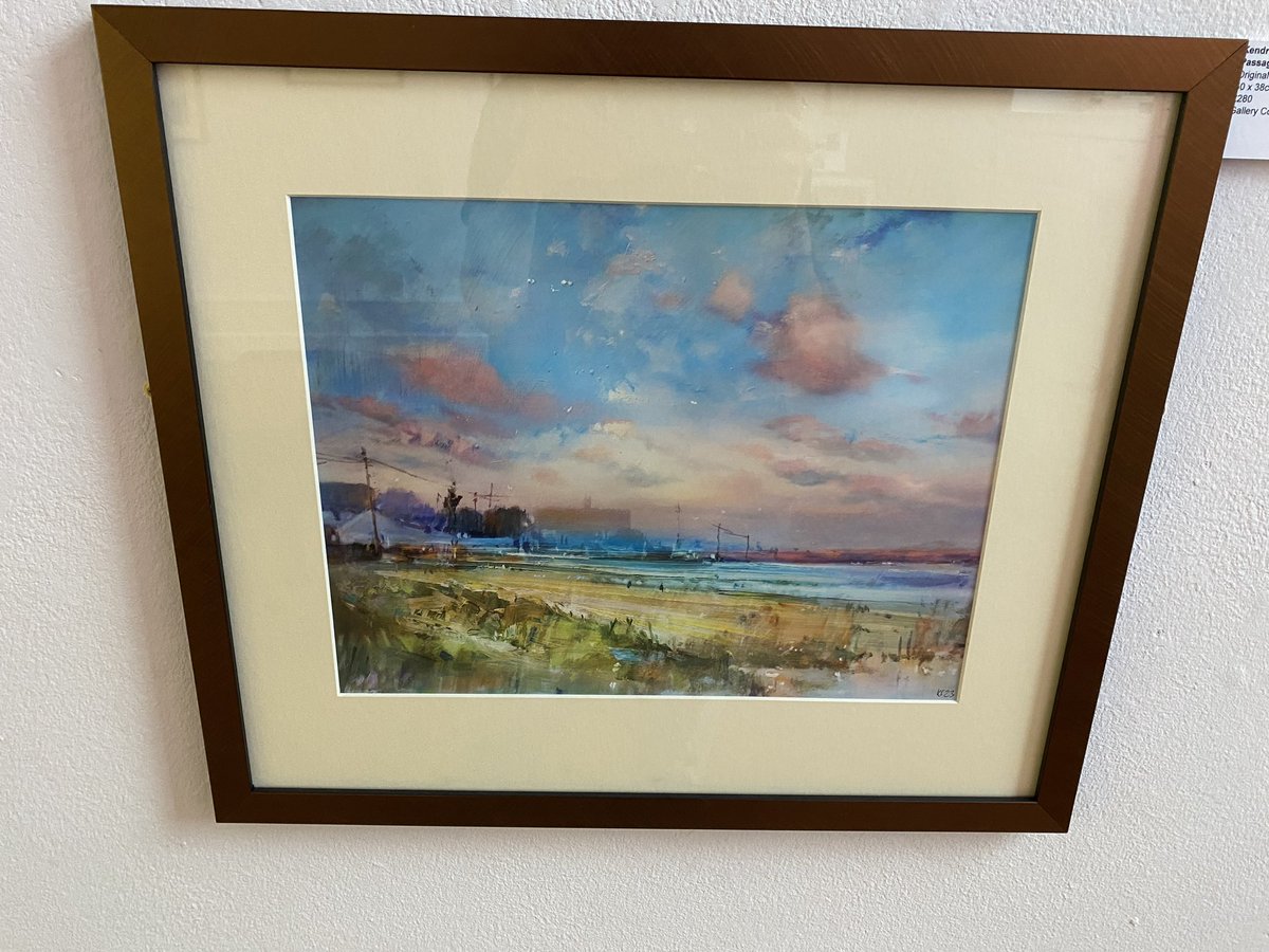 sock gallery tweet media