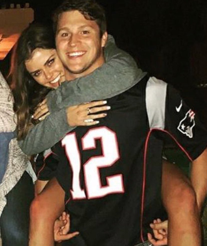 LarryChiang's tweet image. Are you just b-12

B-12. #ch12