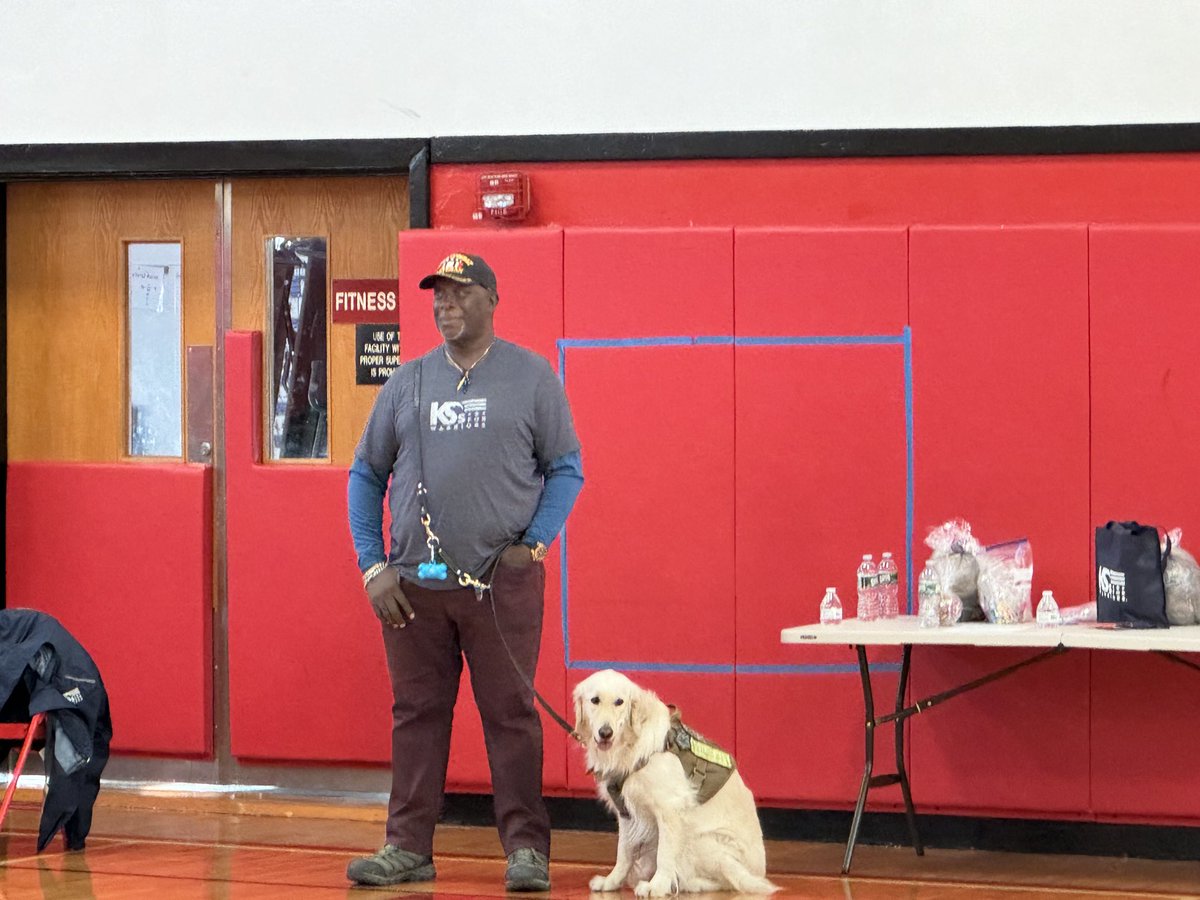 We had a great time meeting Raphael and his service dog Ben during today's K9s for Warriors assembly. Thank you for your service--both in Iraq and at home. Special thanks to the Elie family for keeping our warriors front and center! ⁦<a href="/BethRoemerIT/">Beth Roemer</a>⁩