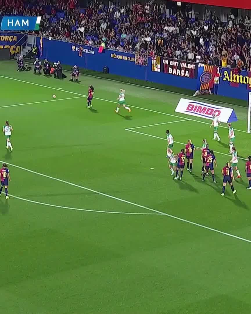 🦁 Mapi Léon with the slick header to make it 4-0 for Barça!Watch live for free on DAZN ▶️  #UWCLonDAZN