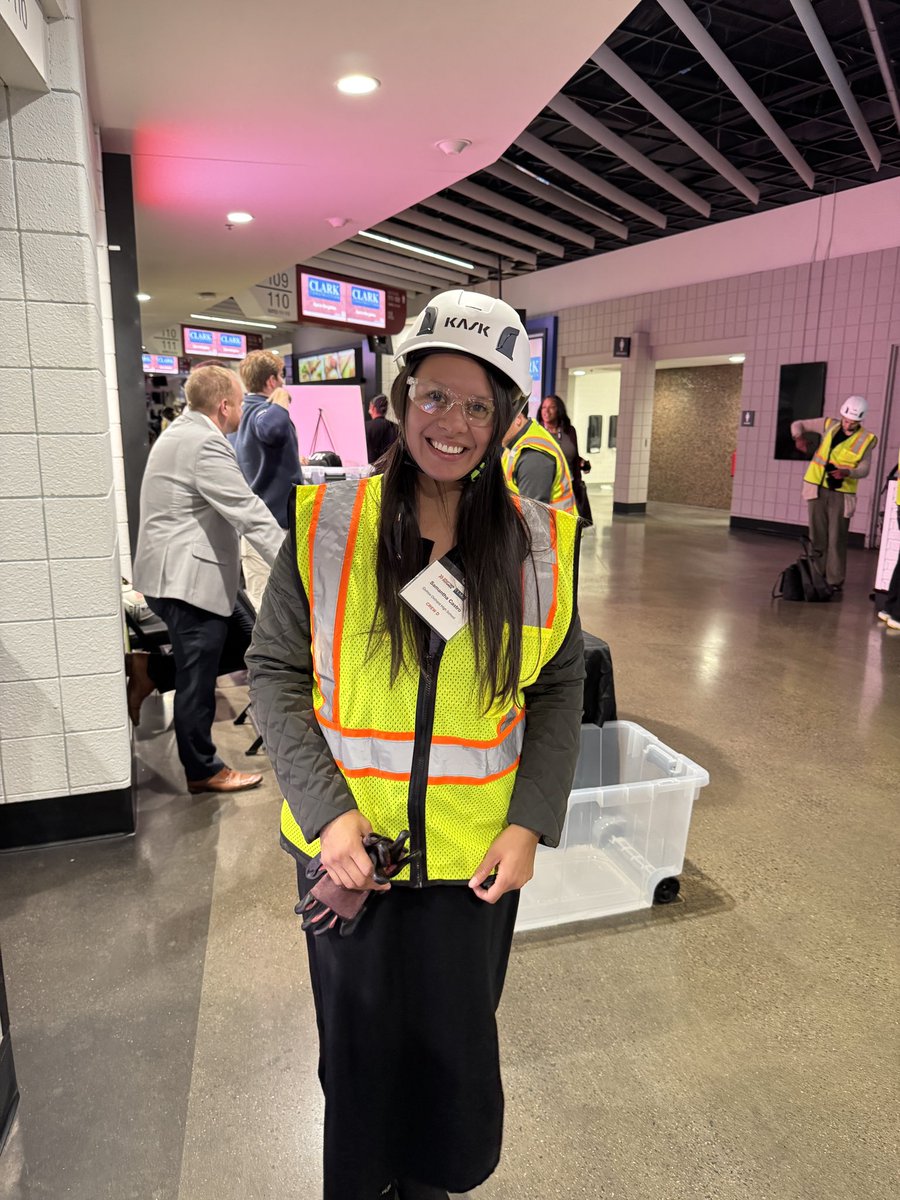 Samantha Castro tweet media