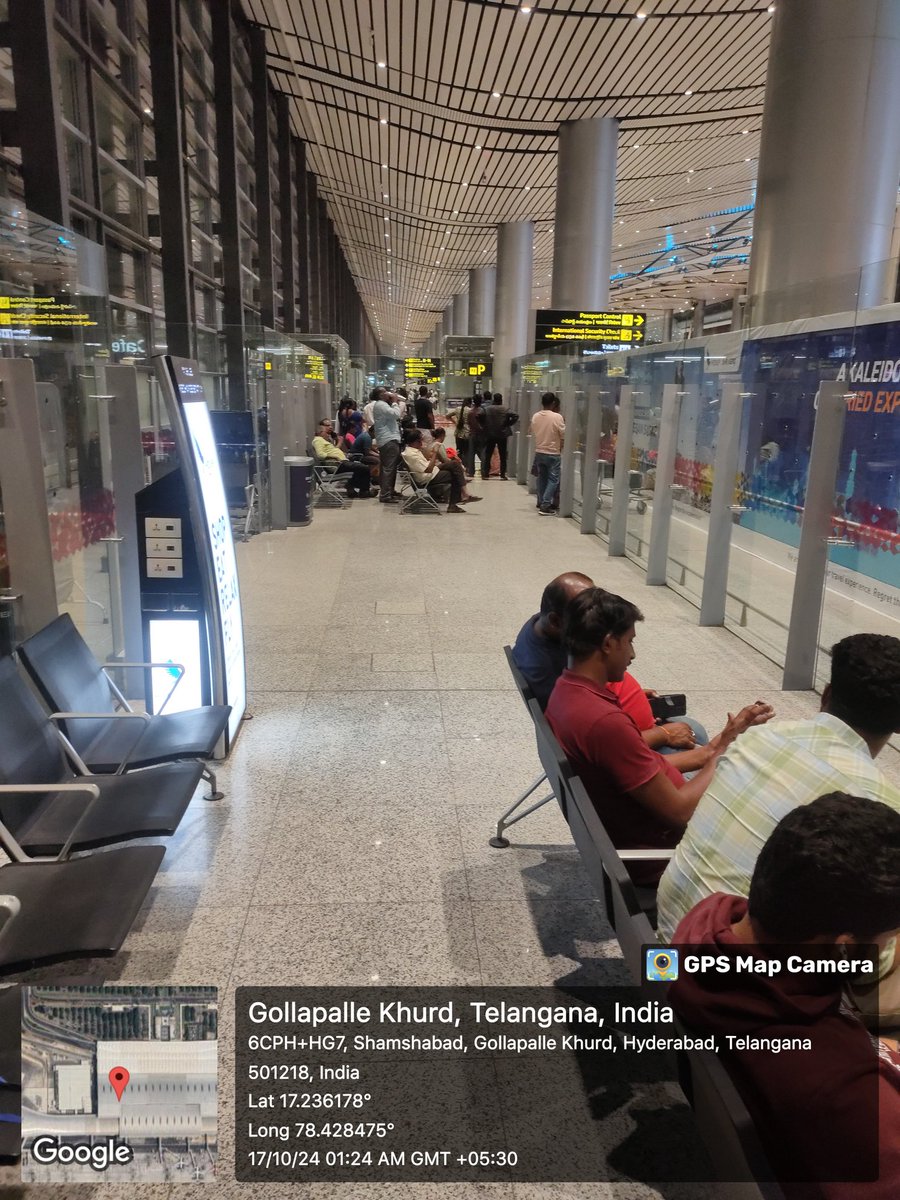 ActivistTeja's tweet photo. @RGIAHyd @AAI_Official @MoCA_GoI @RamMNK @DGCAIndia loot in #Hyderabad Airport vistor ticket cost is 125/- but lack of basic facilities like Water also important thing is that they are charging #GST without mentioning #GSTNumber on Bill Big #loot #LootInHyd #RGIA @HiHyderabad https://t.co/FUl7DfBOy5