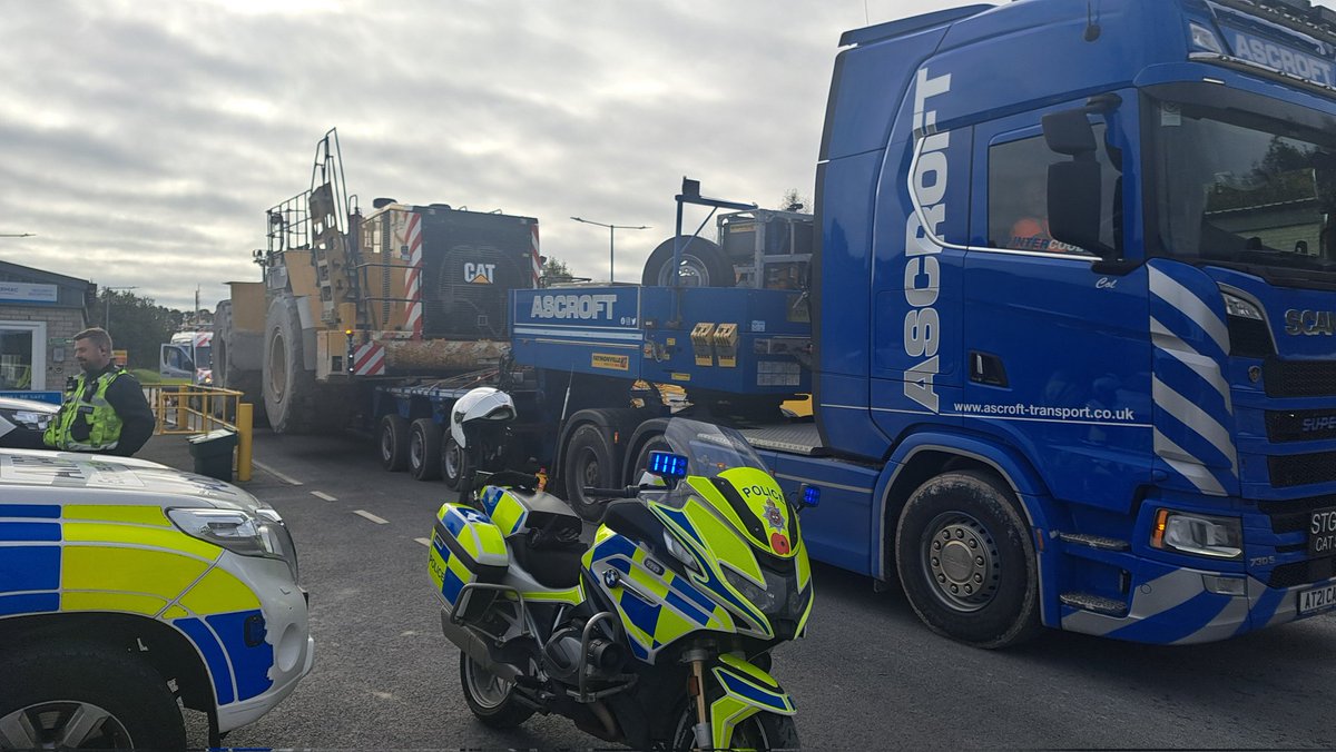 DerbysRPUBikers's tweet image. #abload movement from @TunsteadCement to @gmpolice @gmptraffic border by @AscroftTrucks &amp;amp; us escorting. 
Hard going due to road closures &amp;amp; traffic lights..
6.5 hrs after leaving our office, it was all done and completed.
Now ready for the next one.
#opsbikes
#notjusttickets