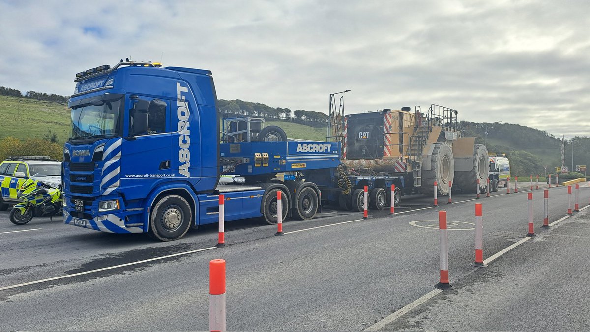 DerbysRPUBikers's tweet image. #abload movement from @TunsteadCement to @gmpolice @gmptraffic border by @AscroftTrucks &amp;amp; us escorting. 
Hard going due to road closures &amp;amp; traffic lights..
6.5 hrs after leaving our office, it was all done and completed.
Now ready for the next one.
#opsbikes
#notjusttickets