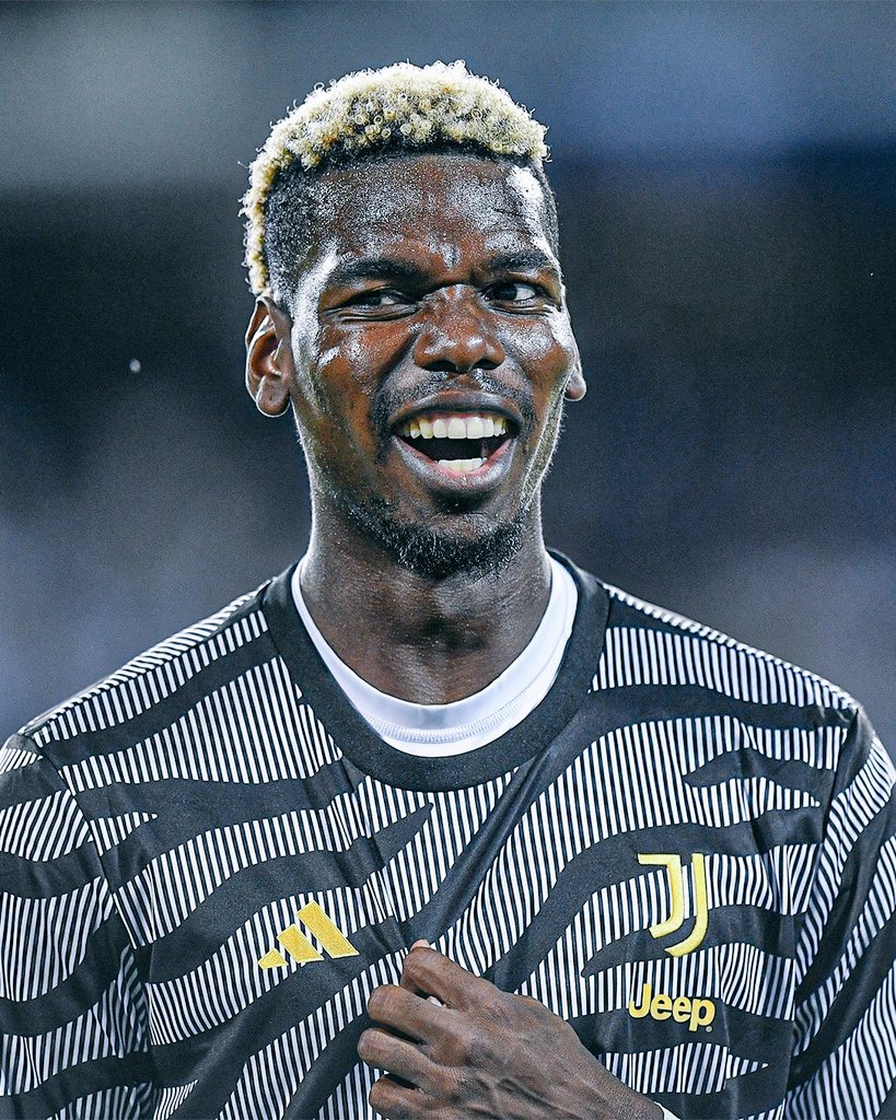 RiccardoMeloni4's tweet photo. Domanda ai tifosi della #Juventus:

Paul #Pogba è disposto a tagliarsi lo stipendio per restare alla Juve, favorevoli o contrari a quest'ultimo ballo in bianconero❓ https://t.co/b10BEU6xLm