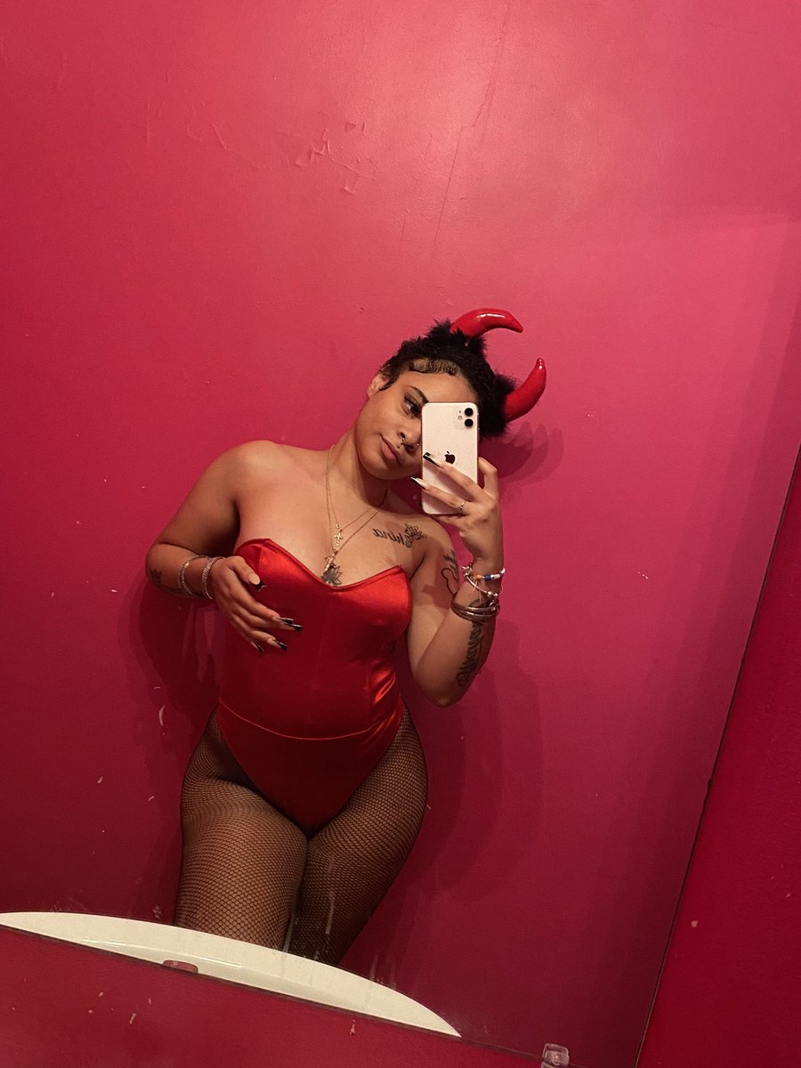 finechyinaa's tweet photo. 😈 https://t.co/tazpkI7aMC