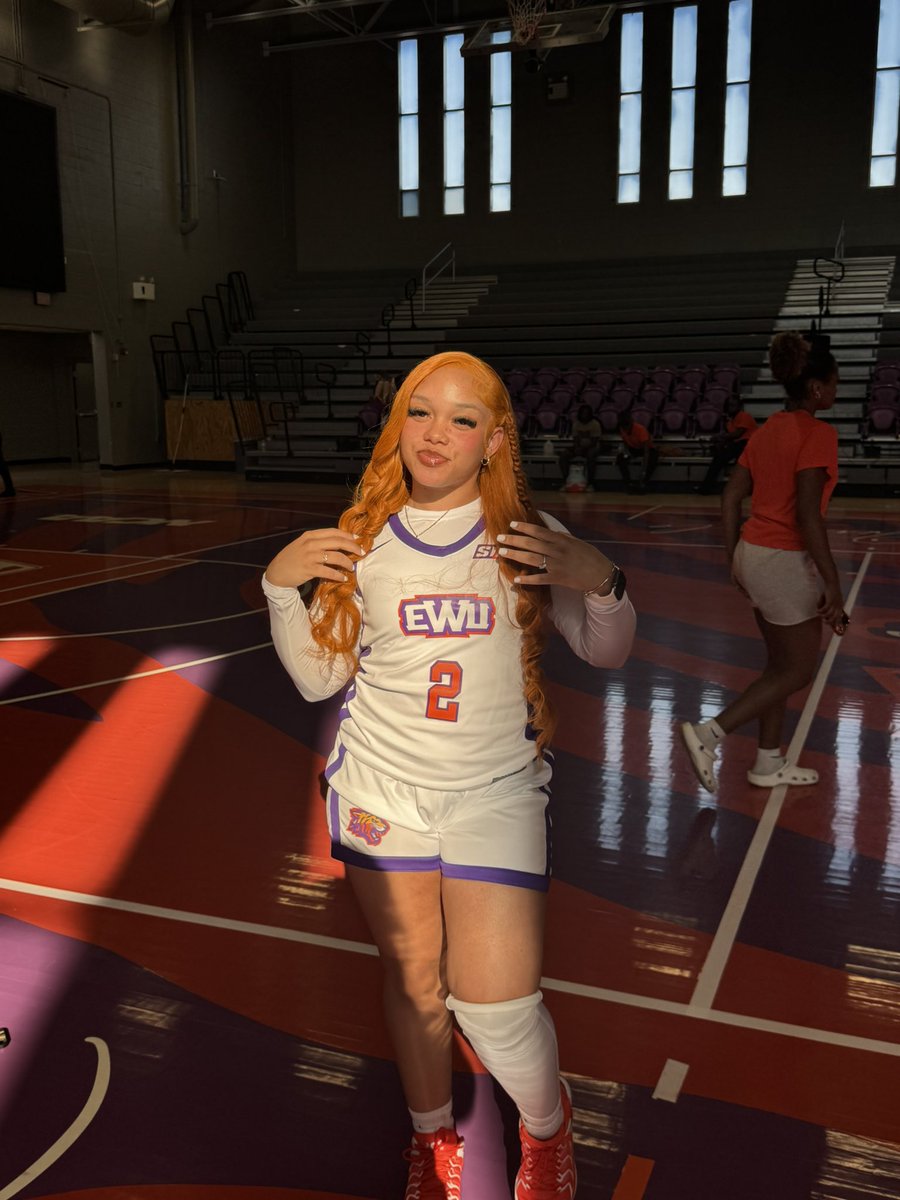 They know that I’m droppin’ a classic 😌🧡