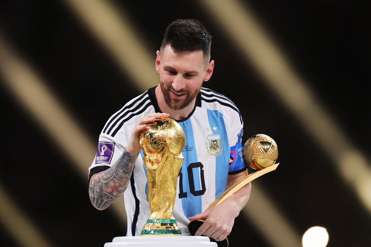 StookieFrancis's tweet photo. @TimelineCR7 Team Messi https://t.co/kRCJK1tP1z