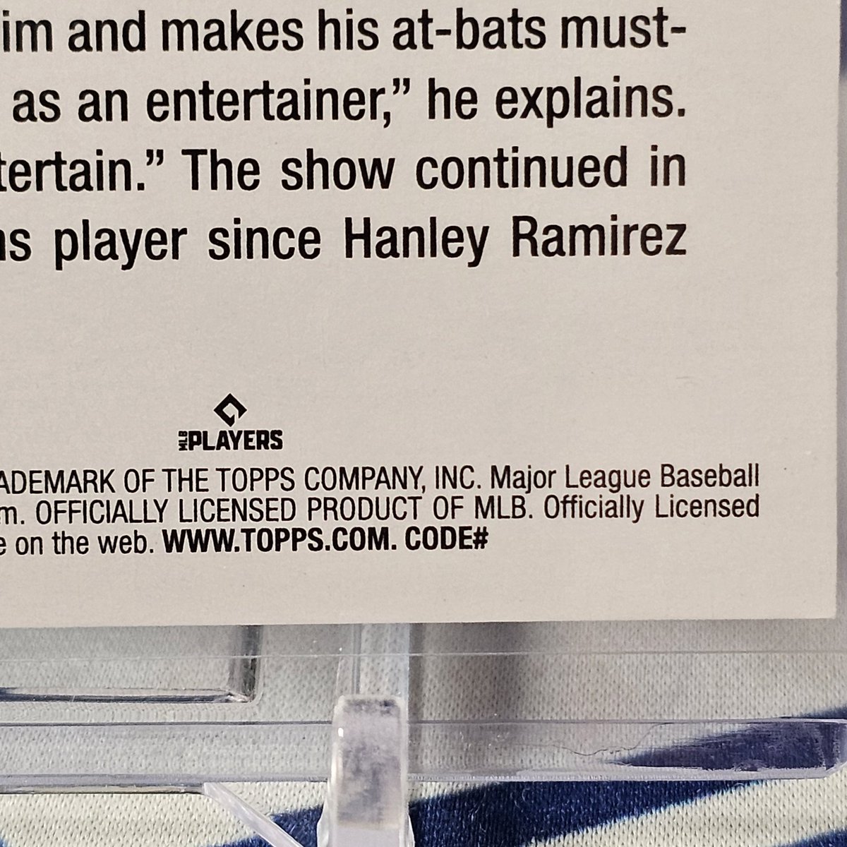 UndergroundBrks's tweet photo. Yo @Topps what is my fine Yankee customer looking at exactly?!?
Checklist doesn't tell us, seems exciting!
🔥🔥🔥🔥🔥
#Topps #UpdateSeries https://t.co/QGjk3mBqio