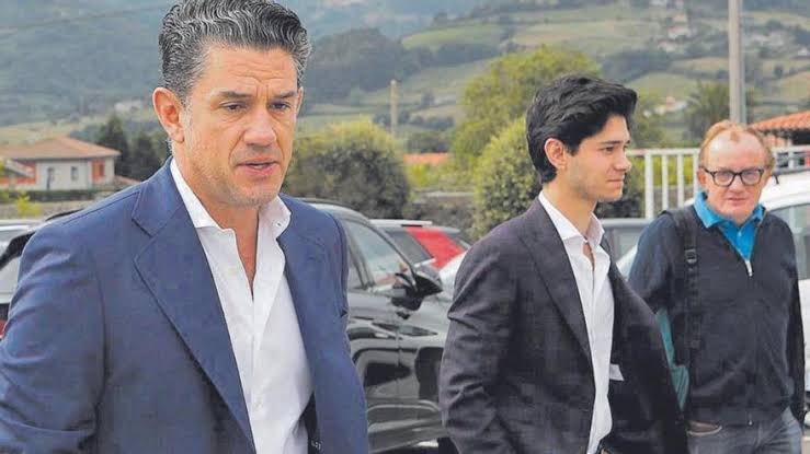 DDLGA_'s tweet photo. 🚨 CAMBIOS EN SANTOS LAGUNA 🚨
Dante Elizalde dejaría la presidencia de Club Santos y en su lugar entraría Alejandro Irarragorri JR (Aleco) https://t.co/3Jww0N2NYy