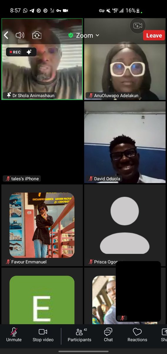 Had one of the best session on smartphone photography yet!
Thank you <a href="/sholaanimashaun/">Shola Animashaun</a> 
And our host <a href="/anuadelakun/">AnuOluwapo Adelakun</a> 
And special thanks to <a href="/CYFIfellows/">Carrington Fellowship</a> for this opportunity 🙏❤️🥺