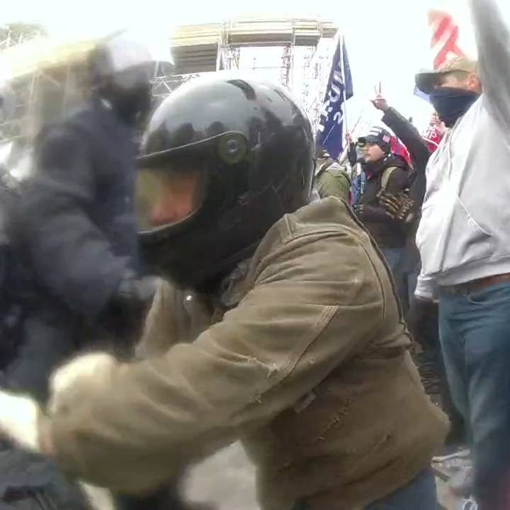 rocketman2001's tweet photo. #FoggyCycler #FBI433 SENTENCED to 18 months in prison, 36 months of supervised release, and ordered to pay $7,000 in restitution and fines for assaulting officers during #Jan6.
Robin Lee Reierson of Schiller Park, Illinois
#J6 #January6th #insurrectionist #traitors #terrorist https://t.co/GBbATG4XJZ