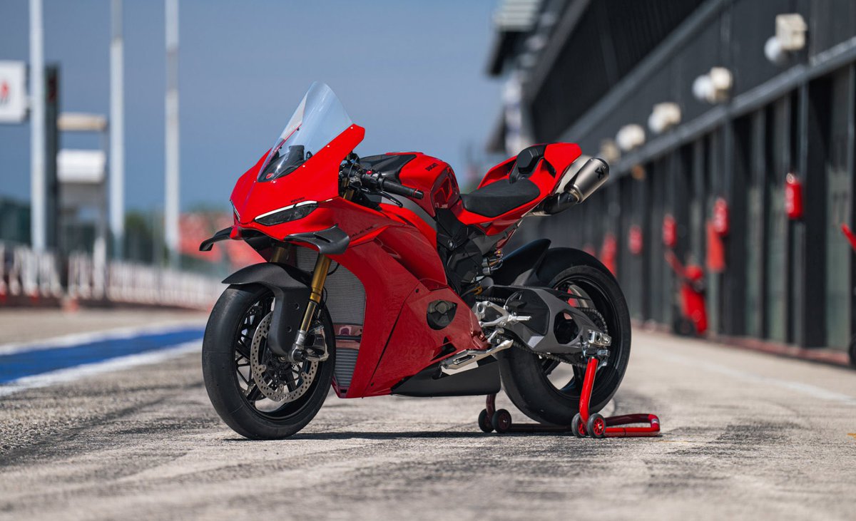 protwins's tweet photo. The eagerly awaited new 2025 Panigale V4S has just arrived! There’s a whole lot more to it than just good looks, come and see for yourself! #ducati #Surrey https://t.co/CmVE3QKMfI