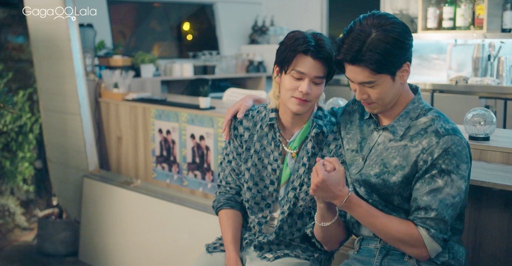 franziska1218's tweet photo. Reese：「謝謝你。」
#FirstNoteofLoveEP11

=第11集幕後花絮=
Jame：Six pack
泯廷：他沒有六塊肌
Jame：Baby?！
泯廷：生下來 
#劉泯廷 #Jamekasama
#彈一場完美戀愛 #FirstNoteOfLove

幕後花絮很可愛，最後泯廷笑得很開心，但Jame應該沒聽懂😂 https://t.co/vFkCoScsAF