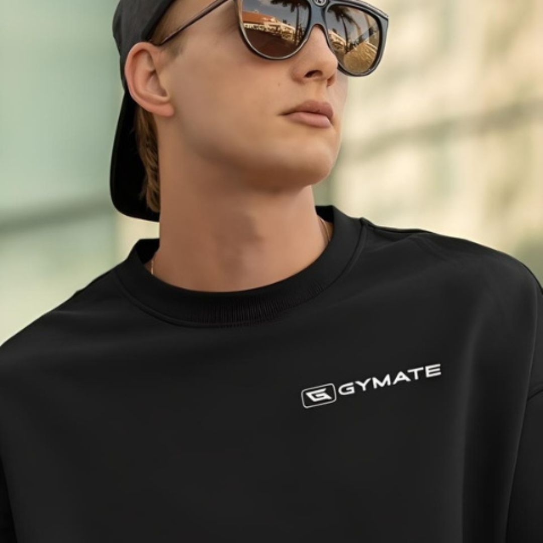 Gymate_pro's tweet image. Your workout deserves style, not just performance. 💪 Introducing our new Essentials Sweatshirt designed for max comfort—whether in the gym or cooling down.

Shop now at [gymate-pro.com]
#ActiveEssentials #GymFashion #UKRunning