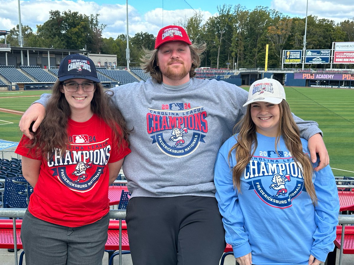 FXBGNats's tweet photo. A new shipment of championship merch is dropping this THURSDAY at 5pm! 😱 🏆

Hats, tees &amp; sweatshirts are on the way! Stop by the team store from 5pm to 7pm Thursday night, Fri. from 11am to 3pm or Sat. from 11am to 3pm.

Hurry, as only a limited quantity will be available! https://t.co/AFsJbBPtVA