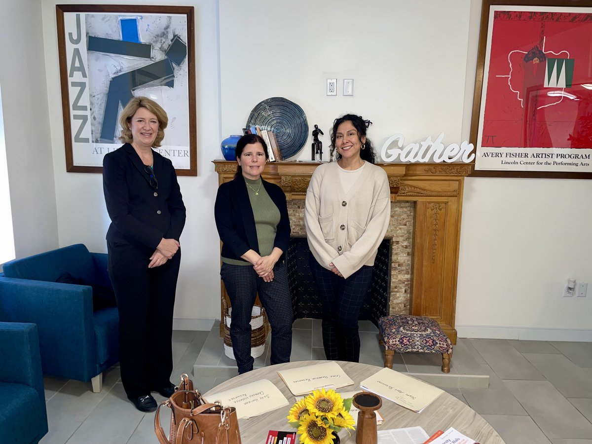 ProjectFIND_NYC's tweet image. Project FIND was thrilled to welcome Jessica Keuskamp, Executive Director of the Jean and Louis Dreyfus Foundation, for a tour of our Hamilton OAC, Hargrave, and Park 79 residences! 🌟 Want to visit or learn more? Contact us at info@projectfind.org.