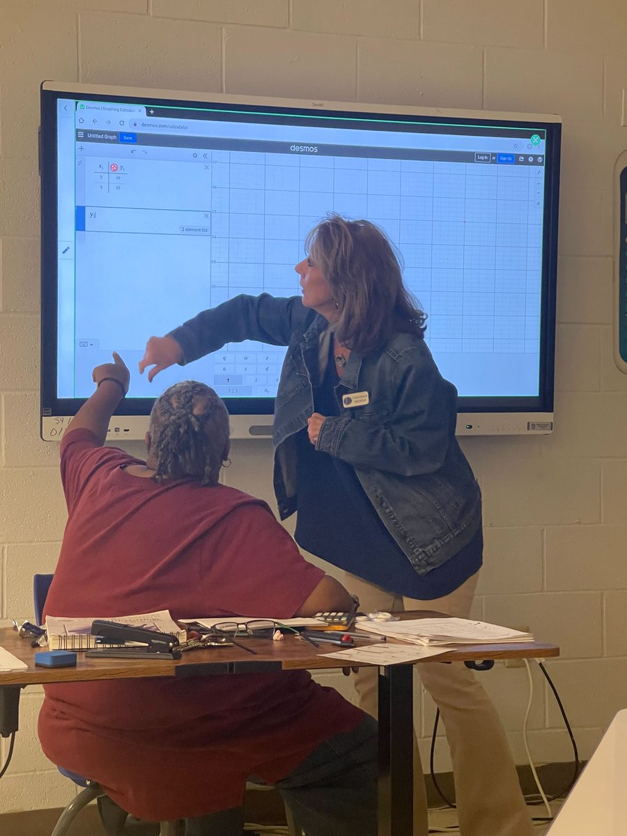 K1Education's tweet photo. #MidWeekMathCornerβ #KidsFirst Head Coach, Dr. LeDonnis Norwood joined #KidsFirst Math Coach, Vaughan Nichols in a one-on-one session on how to use Desmos to support Algebra I instruction and prepare for state math assessments #ARDivision #KidsFirstAlwaysπ§‘π https://t.co/udDoV3QSqm